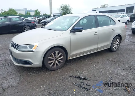 2013 Volkswagen Jetta 2.5L Se z USA, uszkodzony, nr VIN 3VWDP7AJ9DM213171